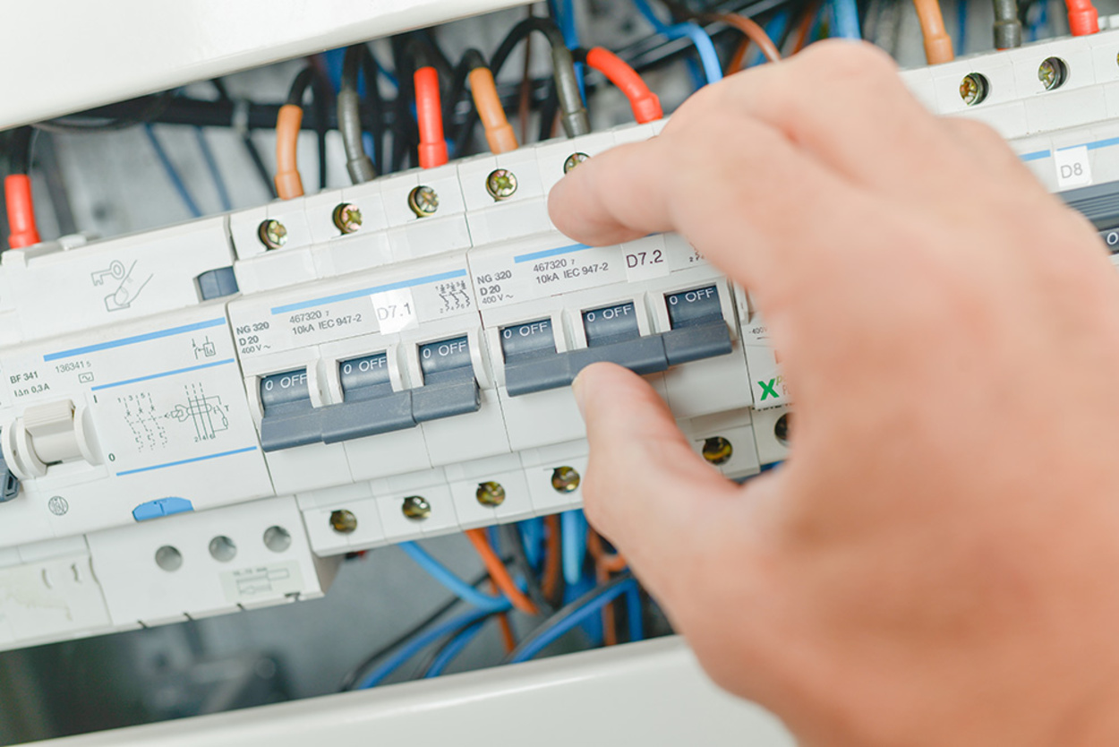 Elektro­installation bei Elektro-Heuser in Herbstein